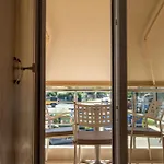 Comfort Hotel de apartamente