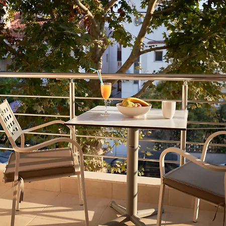 Aparthotel Comfort 3*